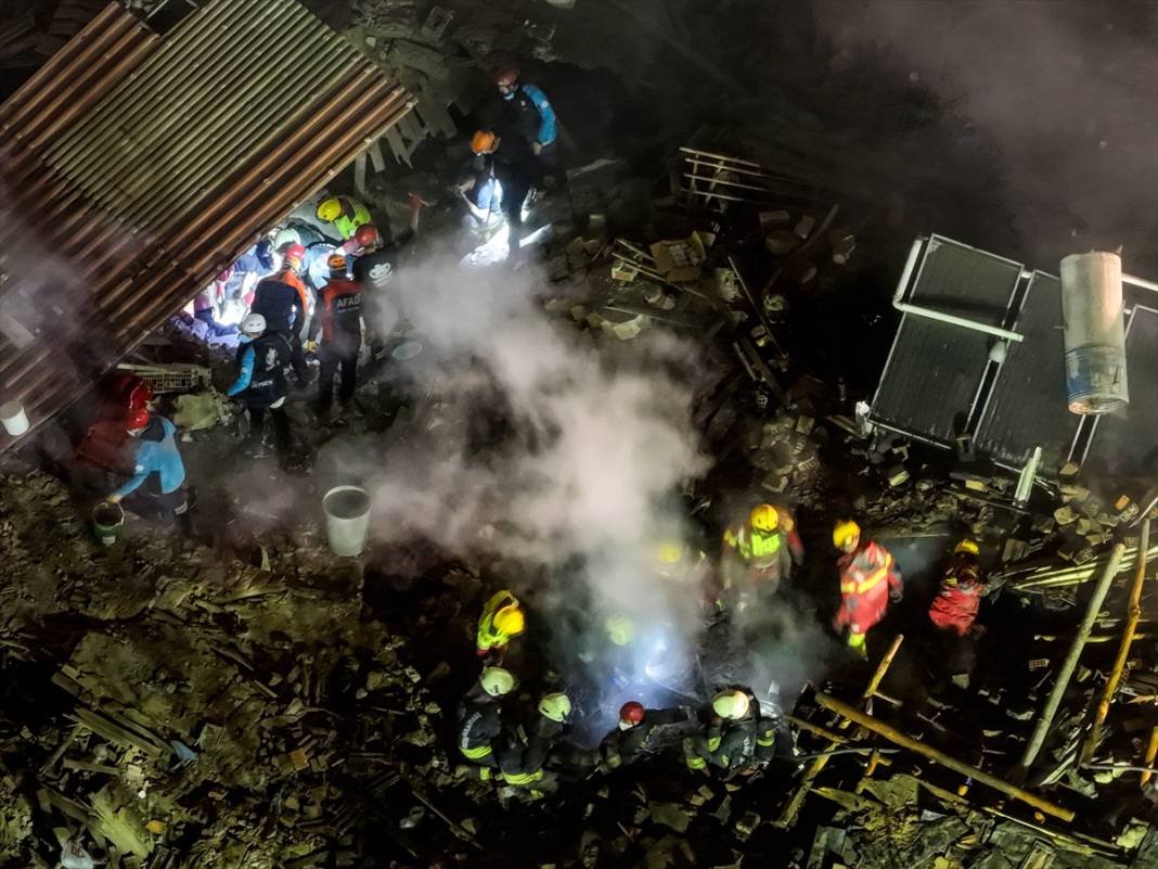 Konya’nın kahramanları enkazdaki anları anlattı 7